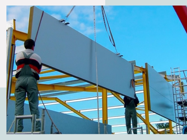 Монтаж сэндвич-панелей в Добрянке от 606 руб.